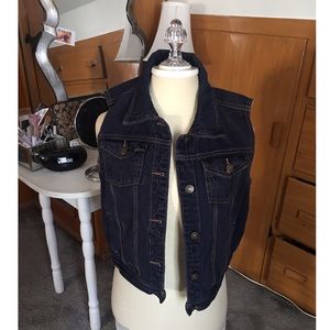 Forever 21 Vest. Great condition!